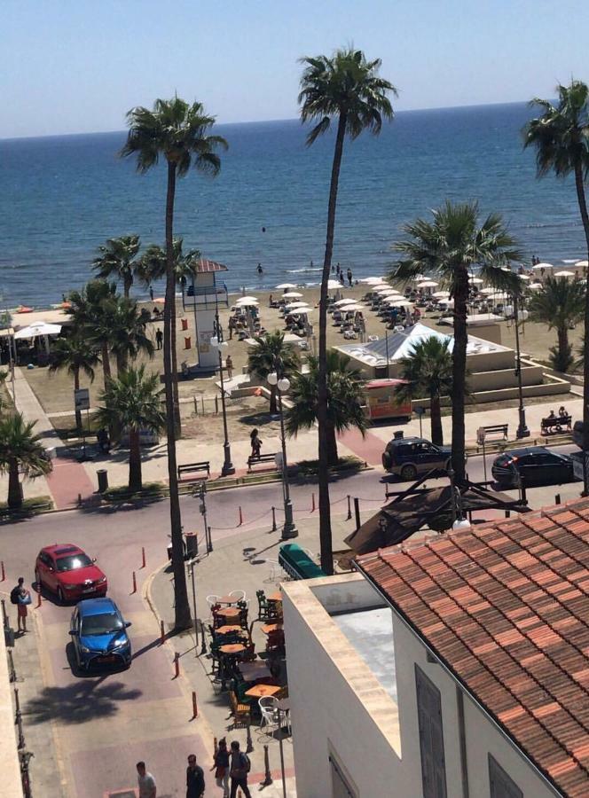 Nautilus Tourist Apartments Larnaca Luaran gambar